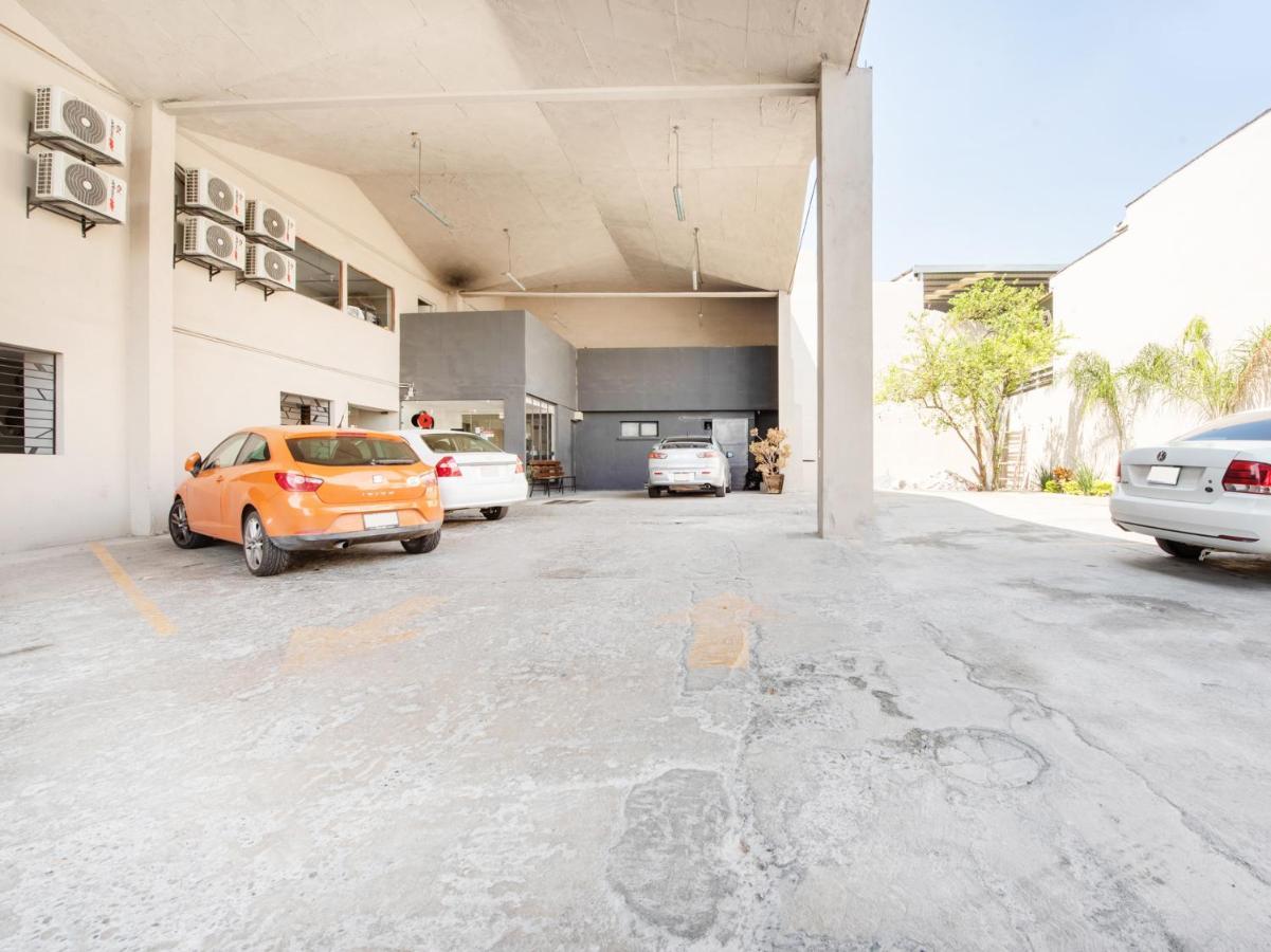 Hotel 202 Monterrey Dış mekan fotoğraf